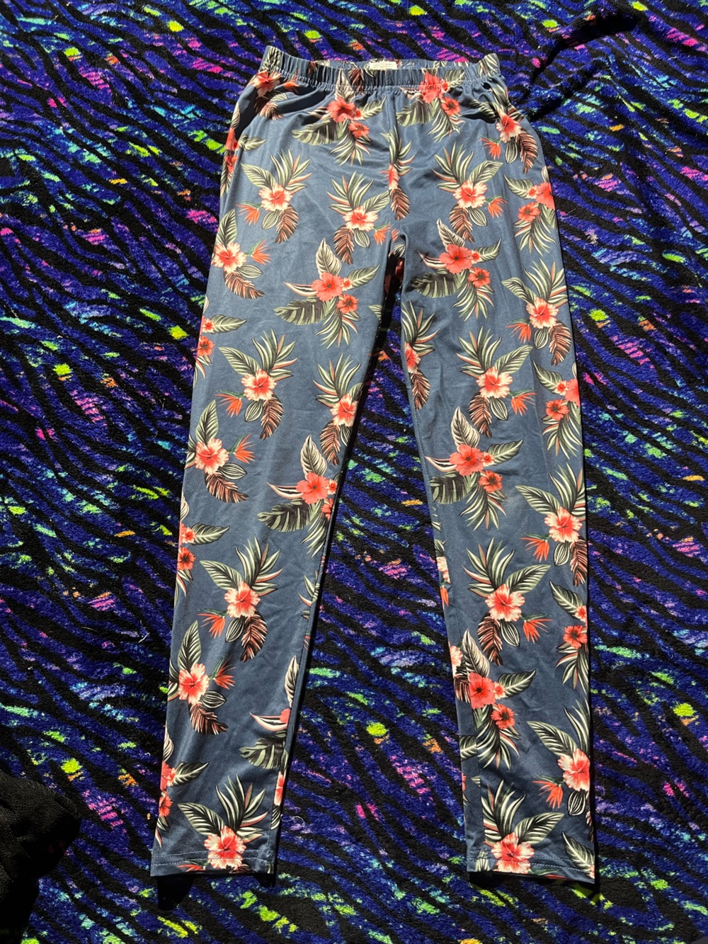 SHEIN Blue Floral Kids Leggings with Coral Flowers